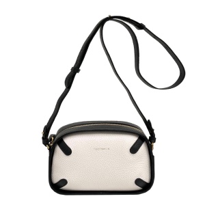 COCCINELLE E5SKC580101 923 премиум класса в бутиках Monte Rosso