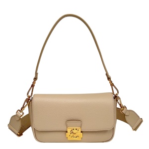 COCCINELLE [110022] премиум класса в бутиках Monte Rosso