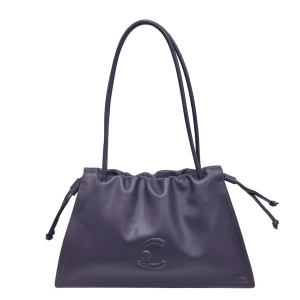 COCCINELLE E1SS5130101 V87 премиум класса в бутиках Monte Rosso