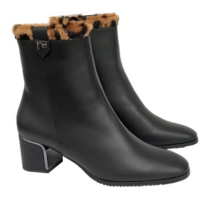 M.FABIANI [107276] премиум класса в бутиках Monte Rosso