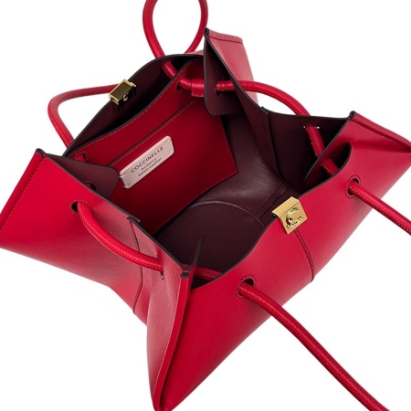 COCCINELLE [110007] премиум класса в бутиках Monte Rosso