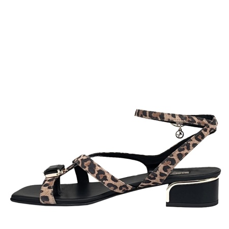 M.FABIANI [105627] премиум класса в бутиках Monte Rosso