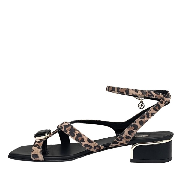 M.FABIANI [105627] премиум класса в бутиках Monte Rosso