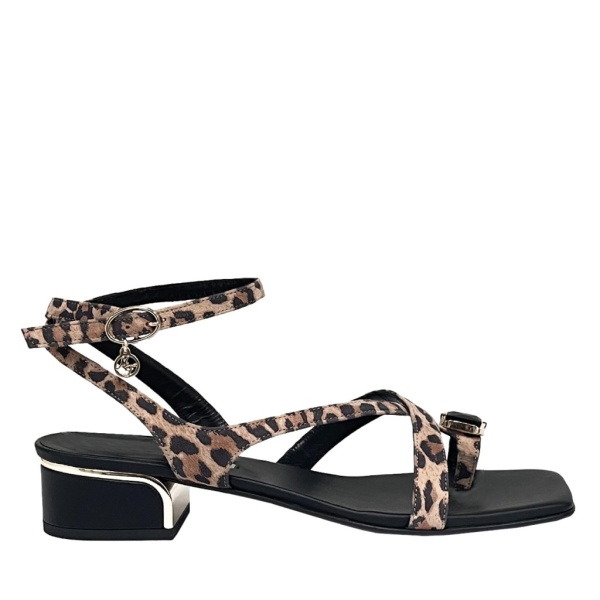 M.FABIANI [105627] премиум класса в бутиках Monte Rosso