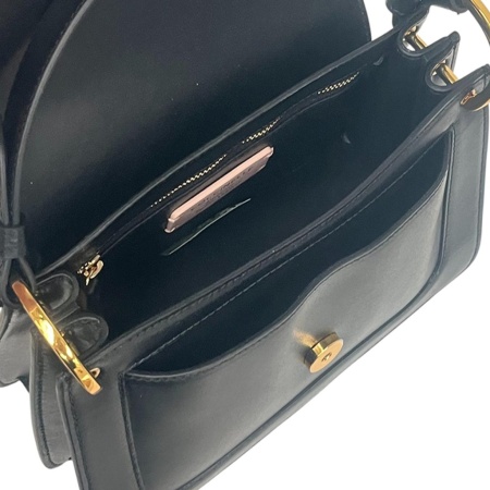 COCCINELLE [110019] премиум класса в бутиках Monte Rosso