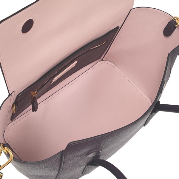 COCCINELLE [107063] премиум класса в бутиках Monte Rosso