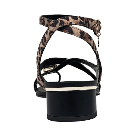 M.FABIANI [105627] премиум класса в бутиках Monte Rosso