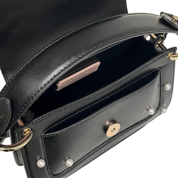 COCCINELLE [110016] премиум класса в бутиках Monte Rosso